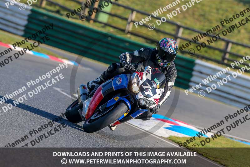 PJM Wedding Photography;enduro digital images;event digital images;eventdigitalimages;mallory park;mallory park photographs;mallory park trackday;mallory park trackday photographs;no limits trackdays;peter wileman photography;racing digital images;trackday digital images;trackday photos
